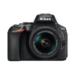 Fotocamera Nikon D5600 kit AF-P 18-55mm VR Nero