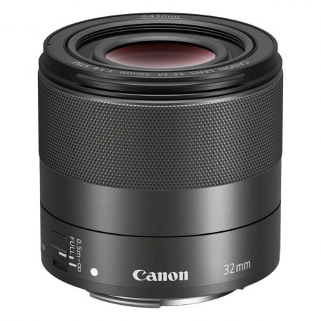 Obiettivo Canon EF-M 32mm f/1.4 STM per EOS M