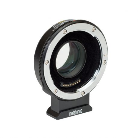 Anello adattatore Metabones T Speed Booster 0.71x da Canon EF a Blackmagic Pocket 4K BMPCC
