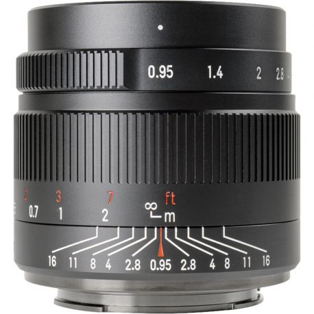 Obiettivo 7Artisans 35mm F/0.95 per mirrorless Fujifilm X