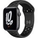 Apple Watch SE (2021) GPS Nike 44mm Grigio alluminio cinturino Sport - Nero