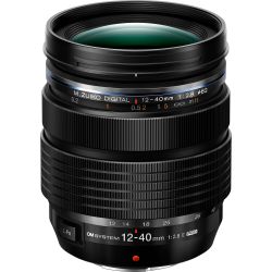 Obiettivo Olympus OM SYSTEM M.Zuiko Digital ED 12-40mm f/2.8 PRO II (versione Retail)