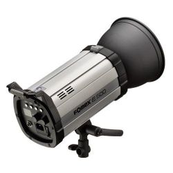 Quantuum Fomex E600 Flash da studio (600ws) monotorcia tipo bowens