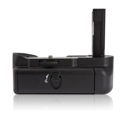 Meike MK-D5000 x Nikon D5000 Battery Grip Impugnatura