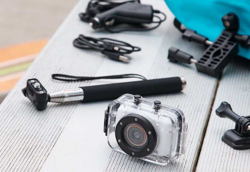 Tre accessori action cam da portare con te in vacanza